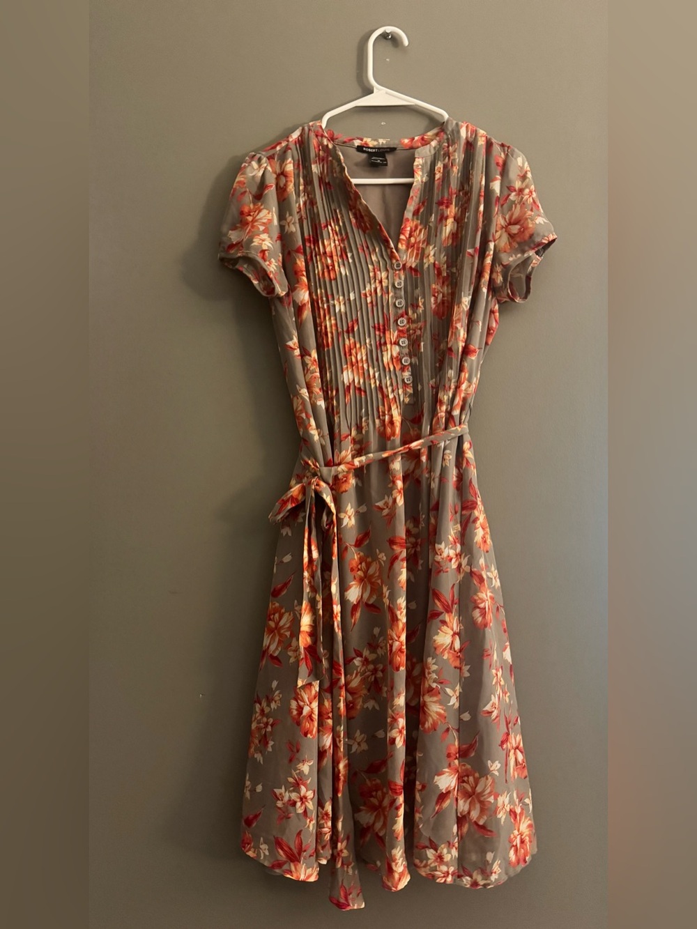Floral Pleated Button-Front Midi Dress - Taupe with Coral Blooms